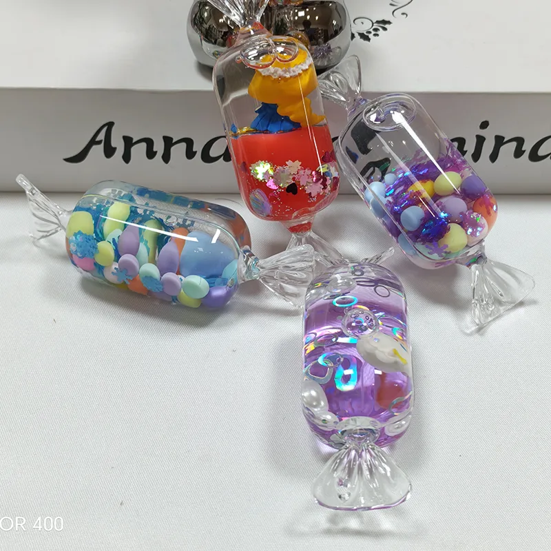 Candy nestemäinen avaimenperä